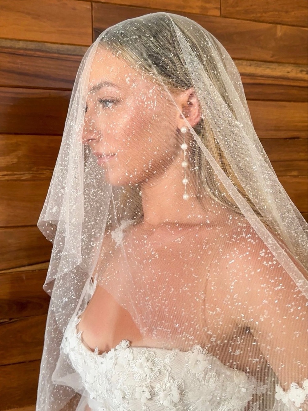 Untamed Petals Candlelight Sparkle Veil